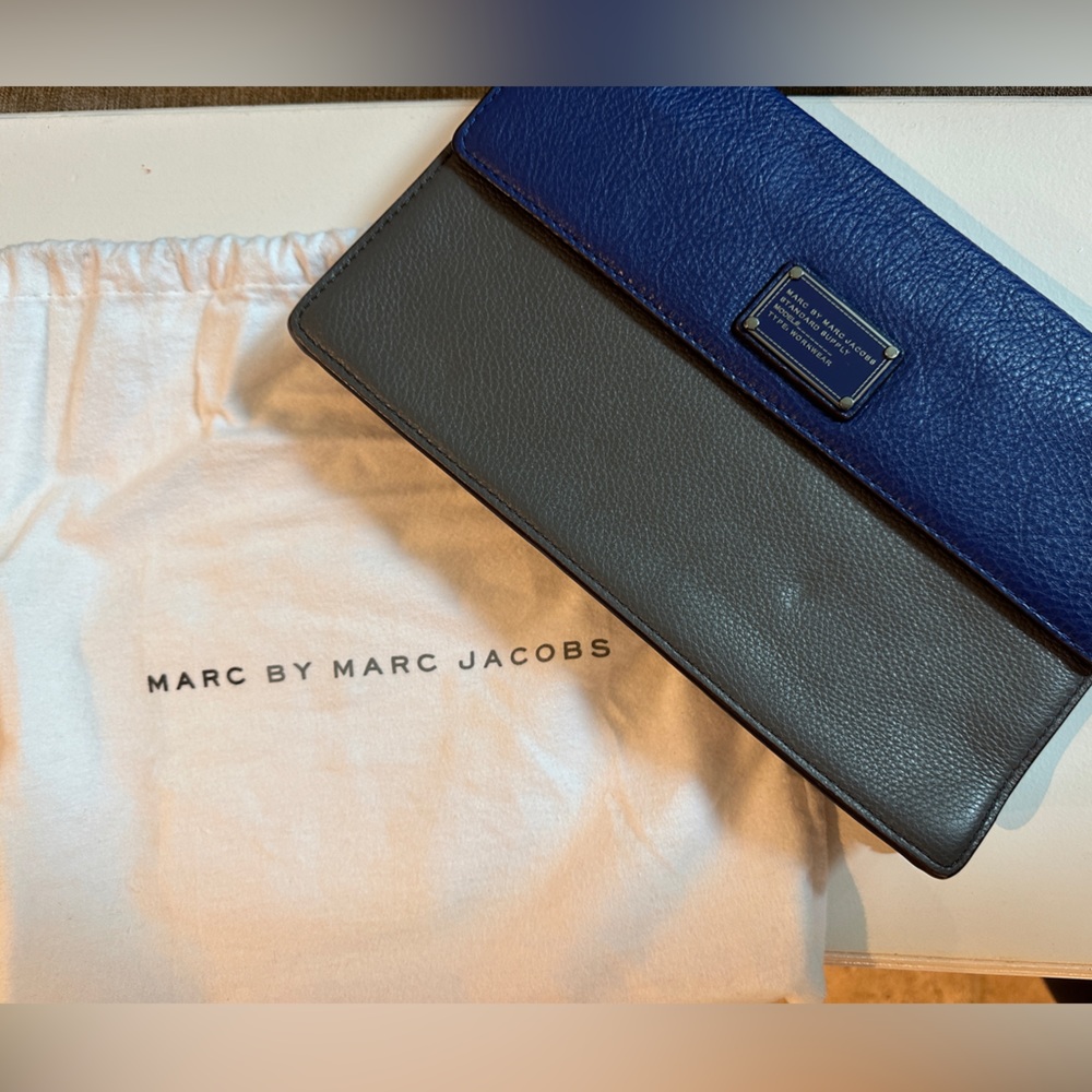 Marc By Marc Jacobs Two-Tone Wallet in Blue and Gray